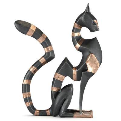 现代猫雕塑
